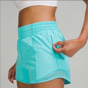 Lululemon Hotty Hot High Rise Short 4” Lined